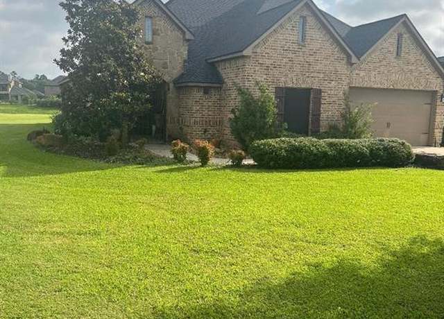 Property at 18835 Serene Water Dr, Montgomery, TX 77356, 4 beds, 3 baths