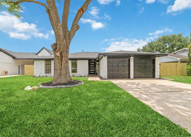 Property at 13019 Foxburo Dr, Houston, TX 77065, 3 beds, 2 baths