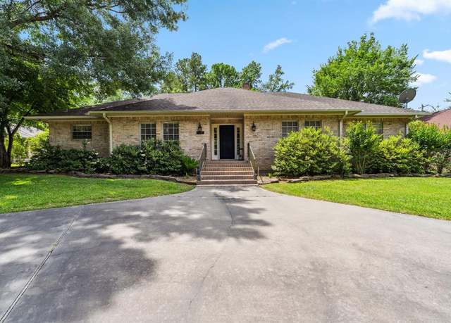 Property at 163 Mockingbird Ln, Livingston, TX 77351, 4 beds, 2.5 baths