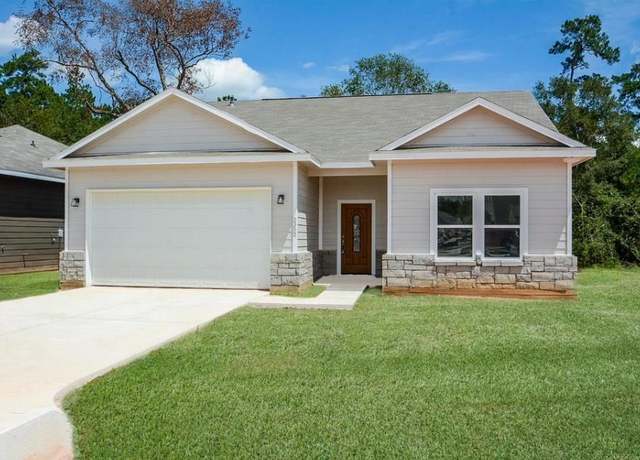 Property at 2352 Cedar Place Dr Dr, Conroe, TX 77306, 3 beds, 2 baths