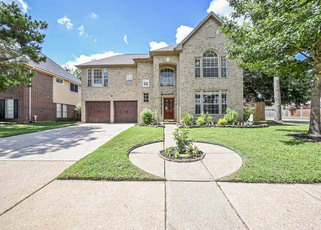 Property at 13927 Somersworth Dr, Houston, TX 77041, 3 beds, 2.5 baths