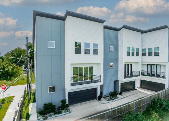 Property at 4124 Buck St, Houston, TX 77020, 3 beds, 3.5 baths