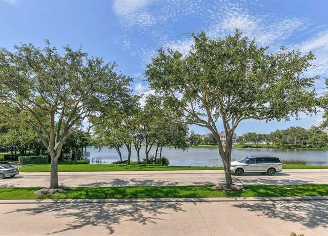Property at 18 Evia Main, Galveston, TX 77554