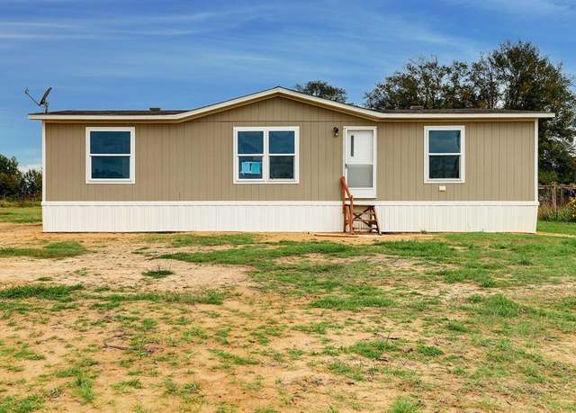 Property at 879 Road 5027, Cleveland, TX 77327, 3 beds, 2 baths