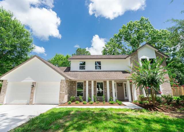 Property at 901 Briarmeadow Ave, Friendswood, TX 77546, 3 beds, 2.5 baths