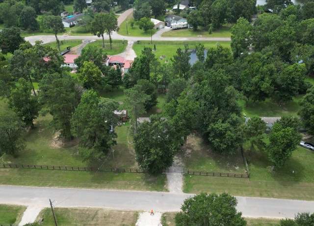 Property at 21658 County Road 3749d, Cleveland, TX 77327, 4 beds, 2 baths