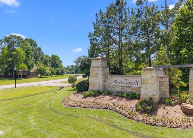 Property at 626 N Commons View Dr, Houston, TX 77336
