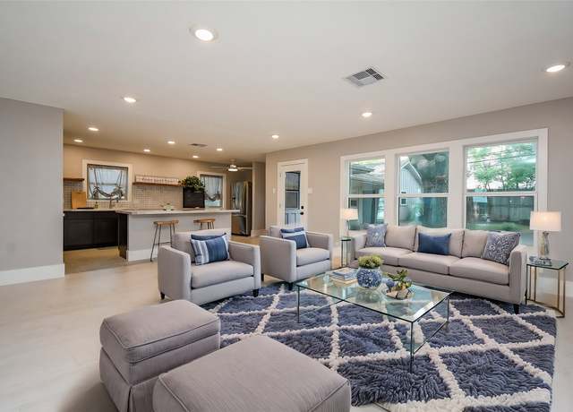 Property at 7618 Highmeadow Dr, Houston, TX 77063, 3 beds, 3 baths
