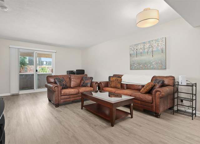 Property at 215 Post Office St #1208, Galveston, TX 77550, 2 beds, 2 baths