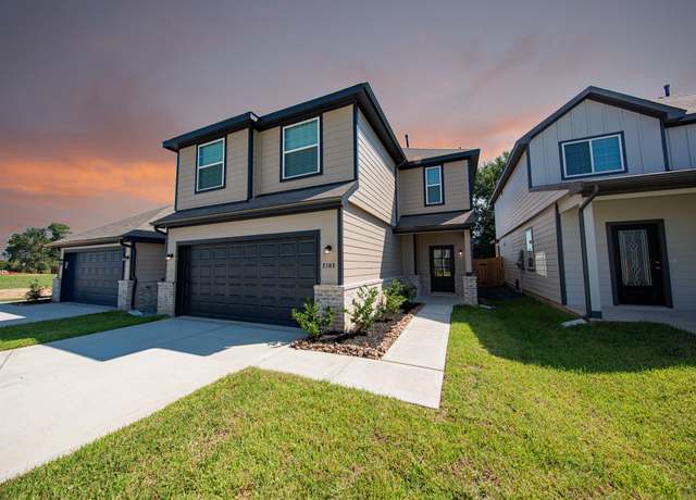 Property at 2103 Oakwood Terrace Dr, Houston, TX 77090, 4 beds, 2.5 baths