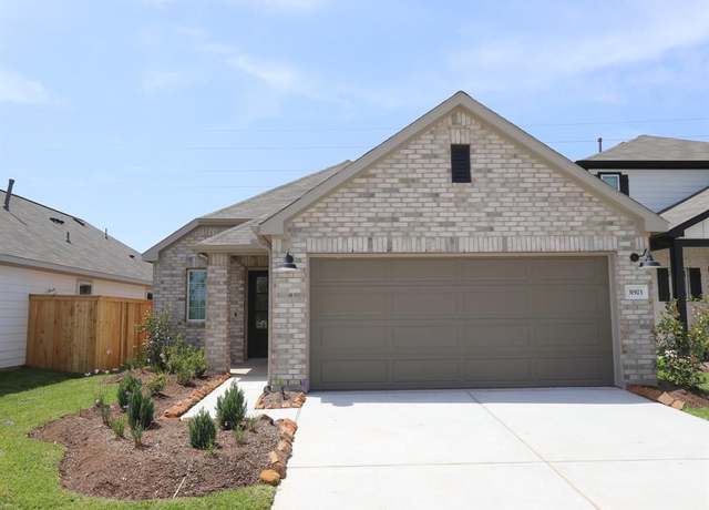 Property at 31923 Splendor Dr, Fulshear, TX 77441, 3 beds, 2.5 baths