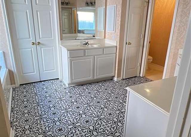 Property at 12231 Ashford Valley Dr, Sugar Land, TX 77478, 4 beds, 3.5 baths