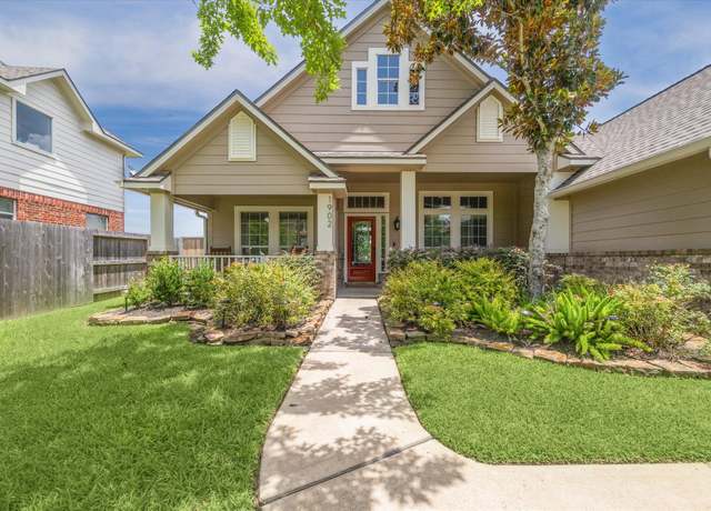 Property at 1902 Boulder Oaks Ln, Sugar Land, TX 77479, 3 beds, 2 baths