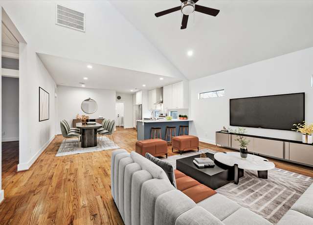 Property at 904 James St, Houston, TX 77009, 3 beds, 2 baths