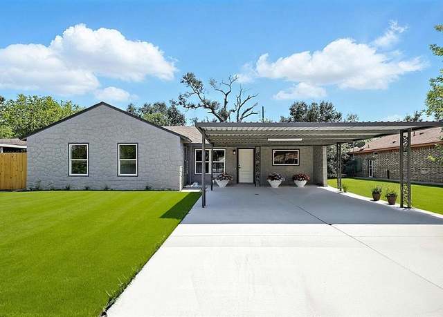 Property at 5614 Northridge Drive Dr, Houston, TX 77033, 4 beds, 2 baths