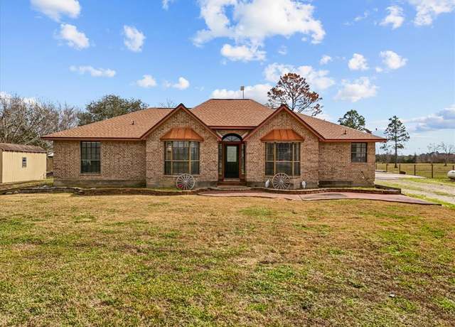 Property at 11725 Country Side Dr, Rosharon, TX 77583, 3 beds, 2.5 baths