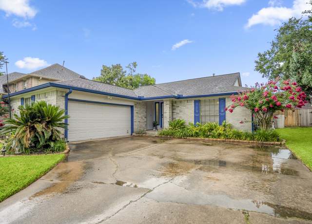 Property at 1003 Sugarfield Ct, Sugar Land, TX 77498, 3 beds, 2 baths