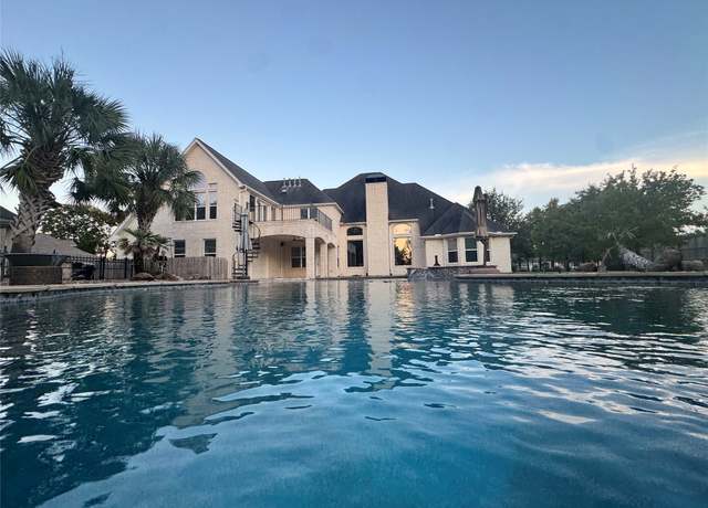 Property at 9010 Taylor Cir, Orange, TX 77630, 3 beds, 4 baths