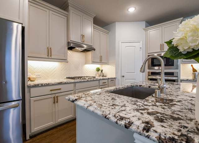 Property at 209 Cambria Green Ln, Katy, TX 77493, 5 beds, 4 baths