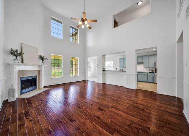 Property at 10802 Lake Raven Ct, Cypress, TX 77433, 4 beds, 3.5 baths