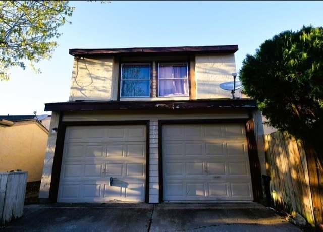 Property at 12506 Autumn Leaf Ln, Houston, TX 77072, 3 beds, 2.5 baths
