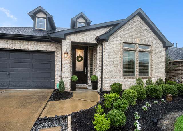 Property at 3423 Crescent Vista Dr, Fulshear, TX 77441, 4 beds, 3 baths