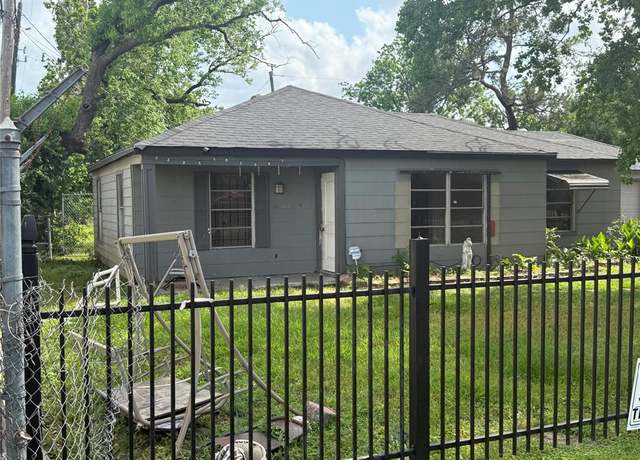Property at 10211 Tangiers Rd, Houston, TX 77041, 3 beds, 1.5 baths