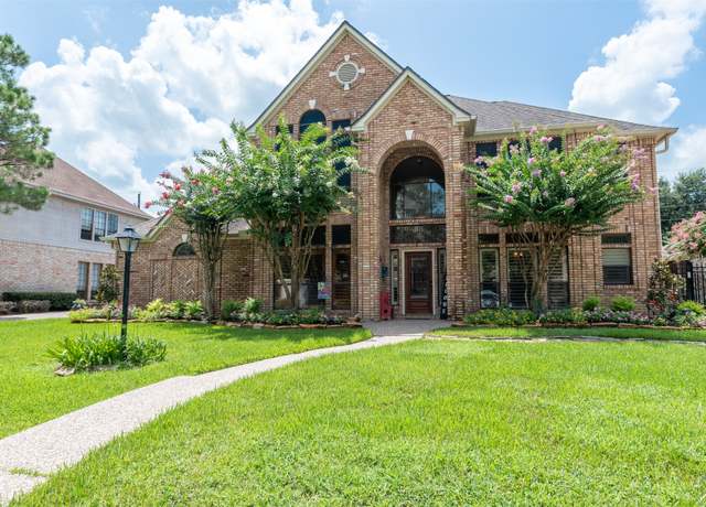 Property at 5415 Winding Ridge Dr, Spring, TX 77379, 4 beds, 4 baths