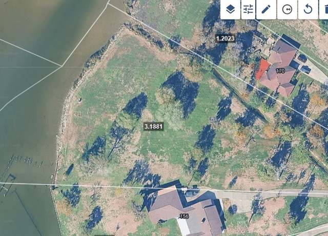 Property at 168 N Burnett Dr, Baytown, TX 77520