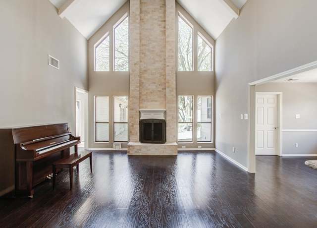 Property at 1511 Calveryman Ln, Katy, TX 77449, 5 beds, 3.5 baths