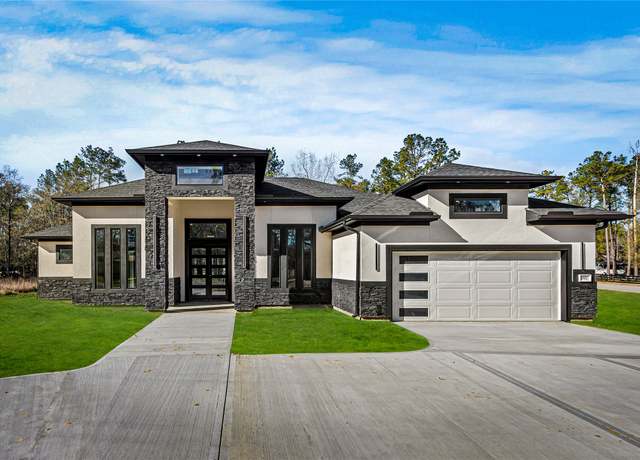 Property at 997 Road 660, Dayton, TX 77535, 4 beds, 3 baths