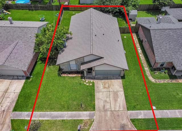 Property at 20110 Misty Pines Dr, Humble, TX 77346, 3 beds, 2 baths