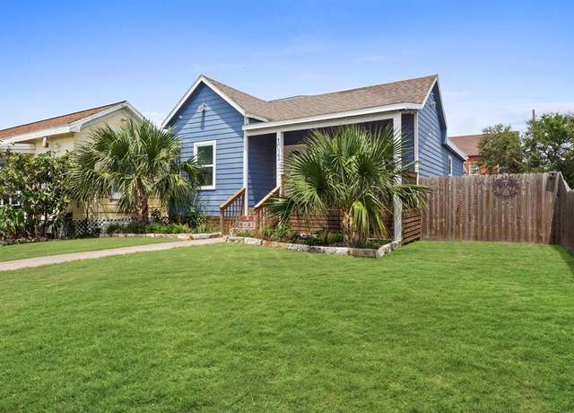 Property at 1022 Avenue L, Galveston, TX 77550, 4 beds, 2 baths