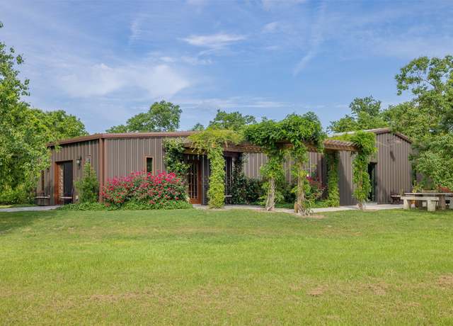Property at 8417 Green Leaf Ln, Brookshire, TX 77423, 1 bed, 2 baths