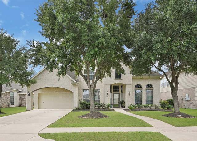 Property at 2109 Tall Timbers Ln, Pearland, TX 77581, 4 beds, 3.5 baths