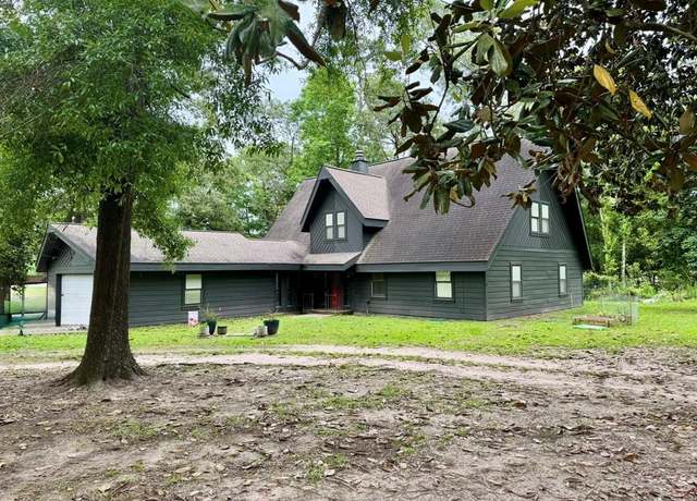 Property at 200 Hazel Dr, Village Mills, TX 77663, 4 beds, 3 baths