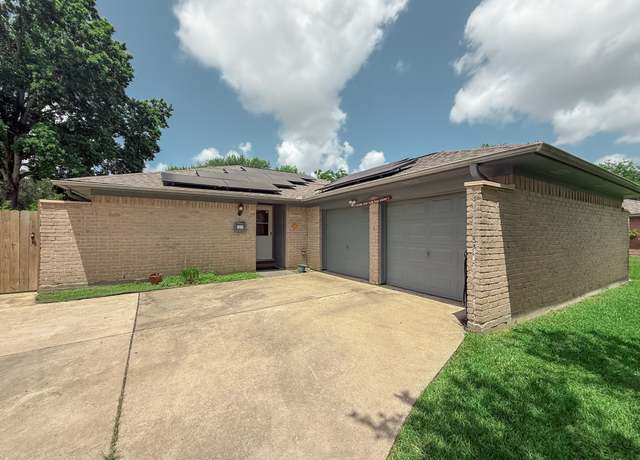 Property at 309 Baycrest Dr, League City, TX 77573, 3 beds, 2 baths