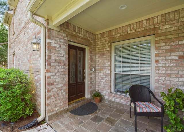 Property at 1110 Enclave Sq W, Houston, TX 77077, 3 beds, 2.5 baths