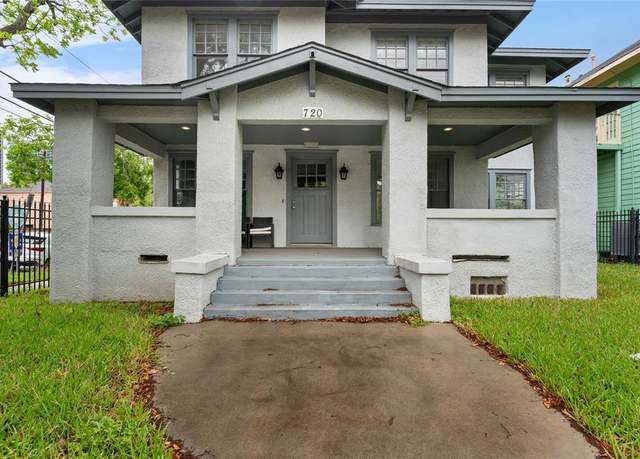 Property at 720 W Alabama St, Houston, TX 77006, 9 beds, 2 baths