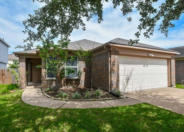 Property at 3030 Barkers Crossing Ave, Houston, TX 77084, 3 beds, 2 baths