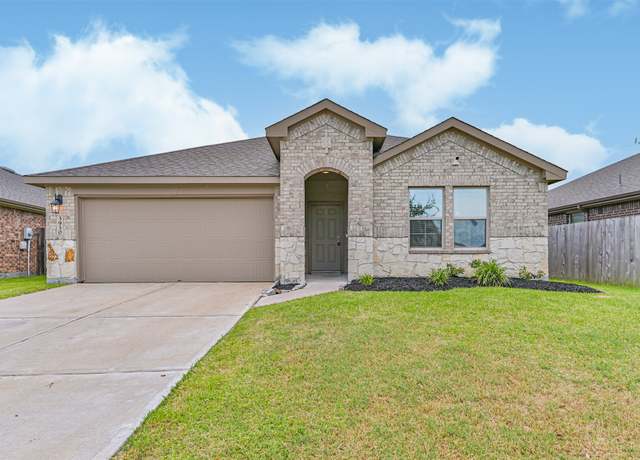 Property at 3930 Hawaiian Ct, Baytown, TX 77521, 4 beds, 2 baths