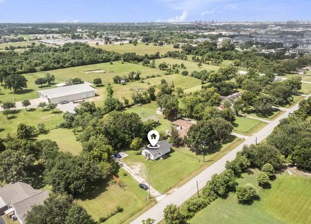 Property at 418 E Cedar Bayou Lynchburg Rd, Baytown, TX 77521, 3 beds, 2 baths