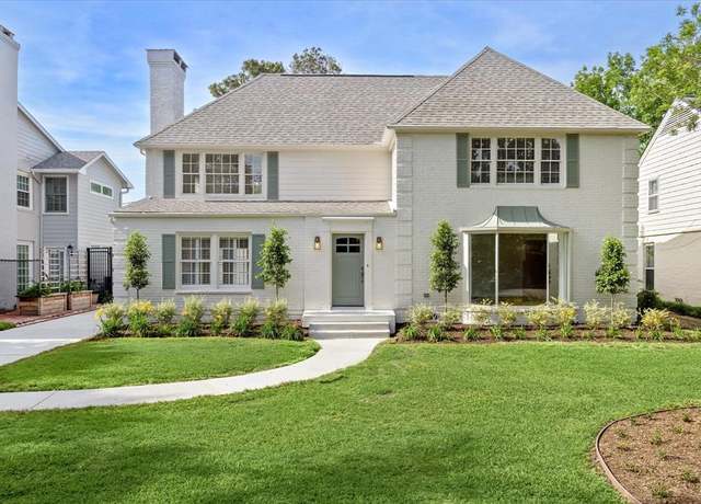 Property at 2518 Glen Haven Blvd, Houston, TX 77030, 4 beds, 4.5 baths