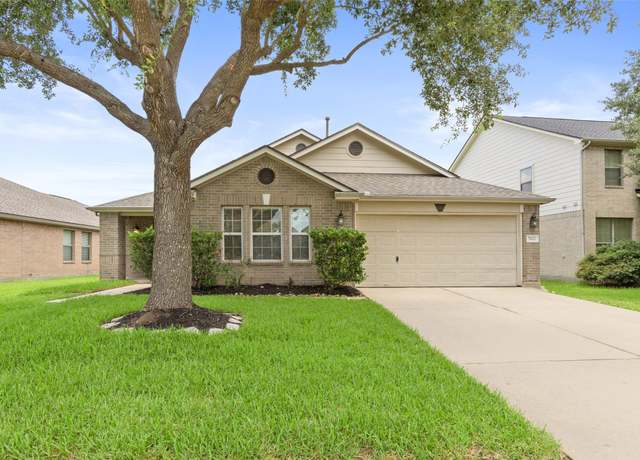 Property at 7622 Crestbrook Manor Ln, Cypress, TX 77433, 4 beds, 2 baths