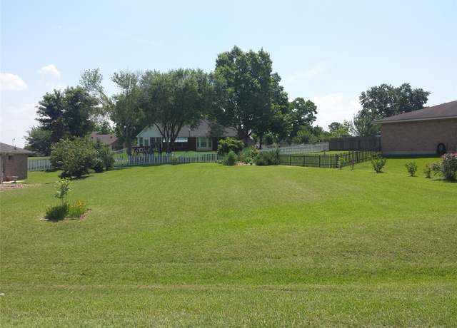Property at 10938 Seibel Ln, Montgomery, TX 77356