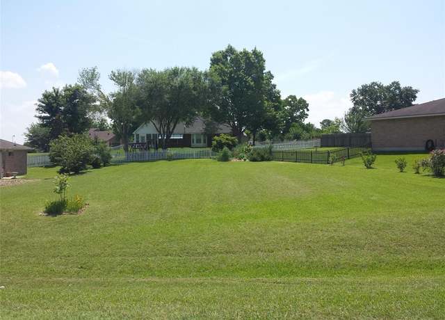 Property at 10938 Seibel Ln, Montgomery, TX 77356