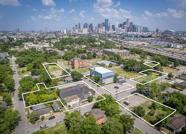 Property at 3229 Hadley St St, Houston, TX 77004