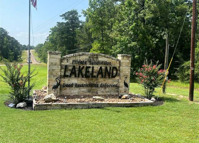 Property at 89 Hill Top Road Dr, Huntsville, TX 77340, 2 beds, 1 bath