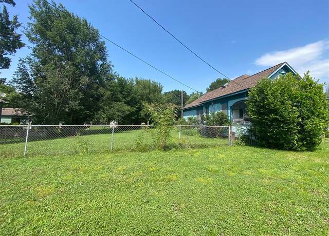 Property at 9910 Fulton St, Houston, TX 77076, 2 beds, 1 bath