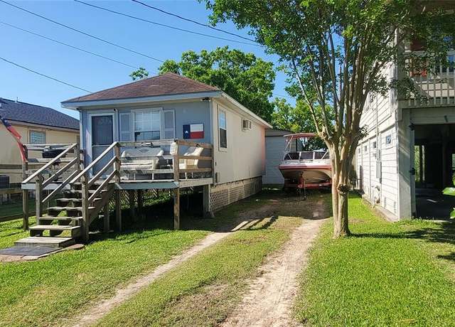 Property at 2365 Broadway St, San Leon, TX 77539, 1 bed, 1 bath